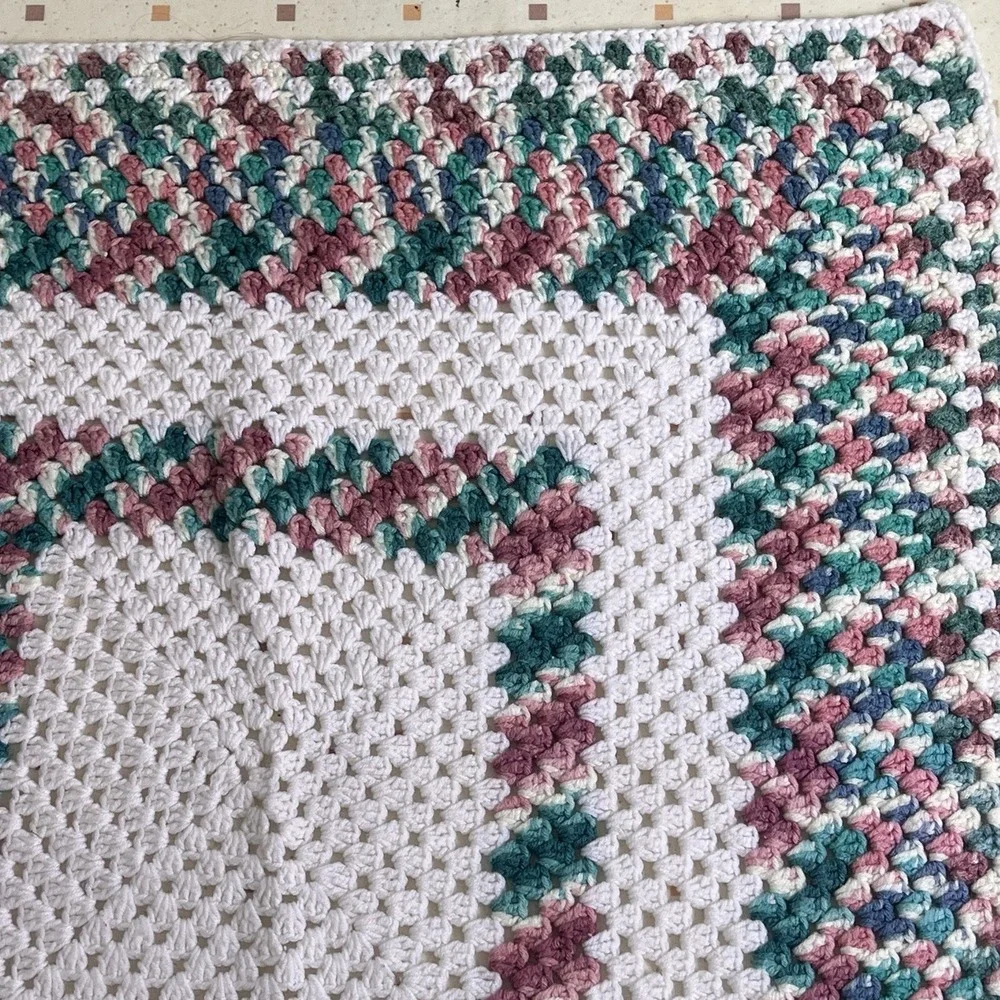 Handmade Vintage Crochet Baby Lap Afghan Blanket Throw 35